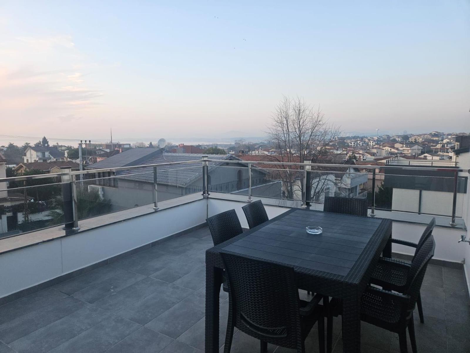Modern Apartment In Very Quiet Location In Darica, Istanbul Bagian luar foto